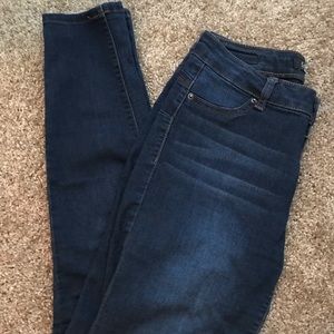 Fashion Nova Size 5 Jeans